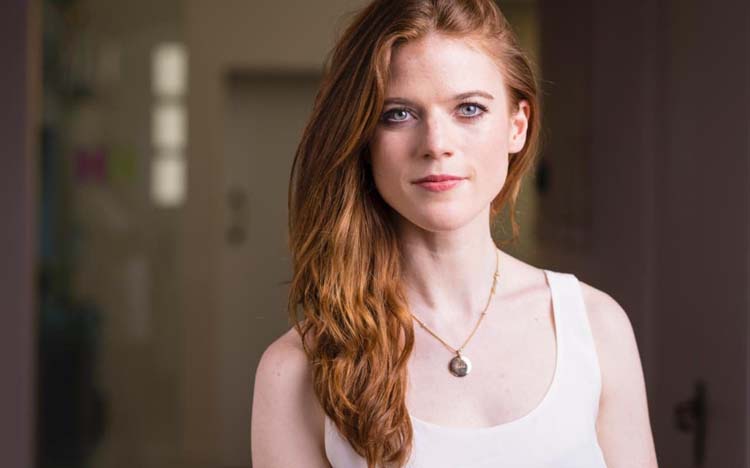 Actresse Rose Leslie Body Measurements