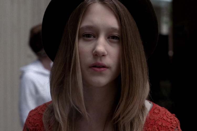 Actresse Taissa Farmiga | Body Measurements